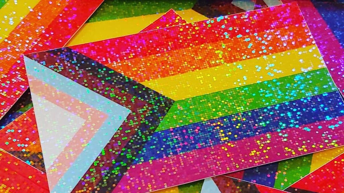 La nueva bandera LGTBIQ+ añade más colores para ser más inclusiva La nueva bandera LGTBIQ+ añade más colores para ser más inclusiva