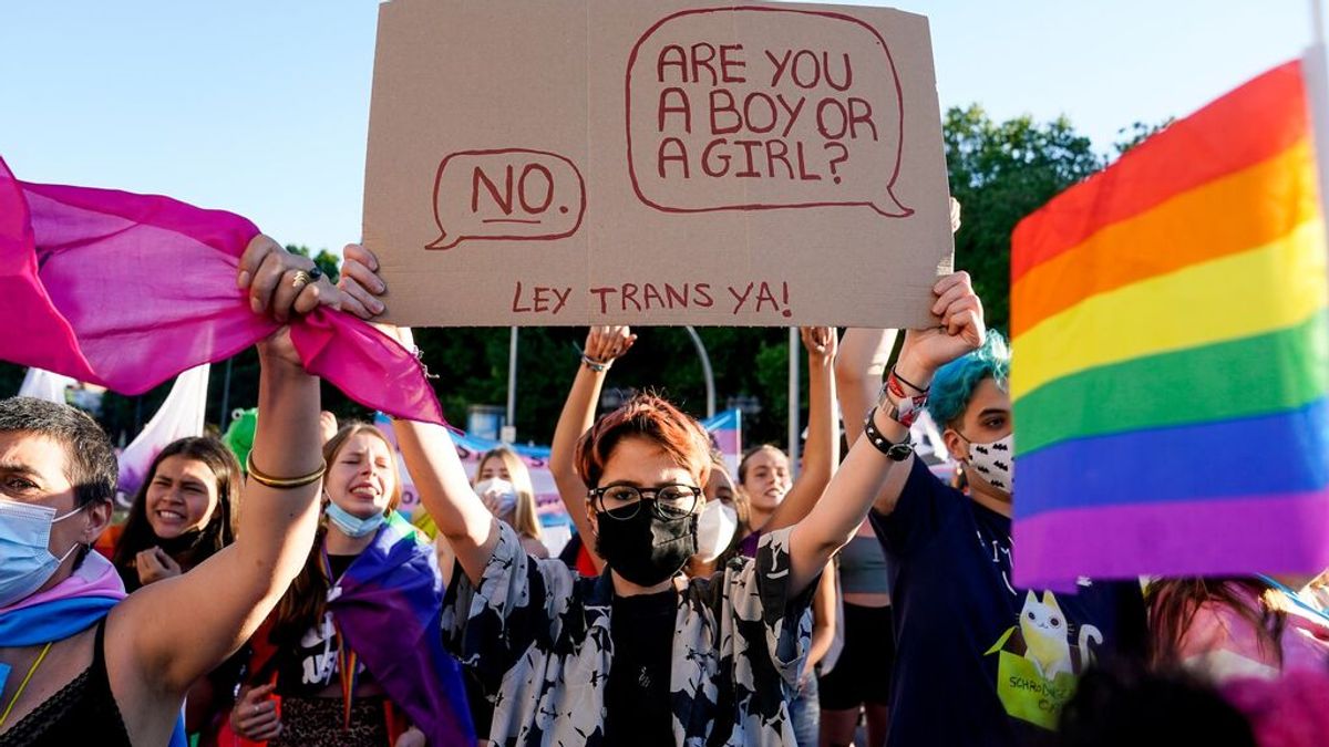 El Gobierno aprueba la ley trans