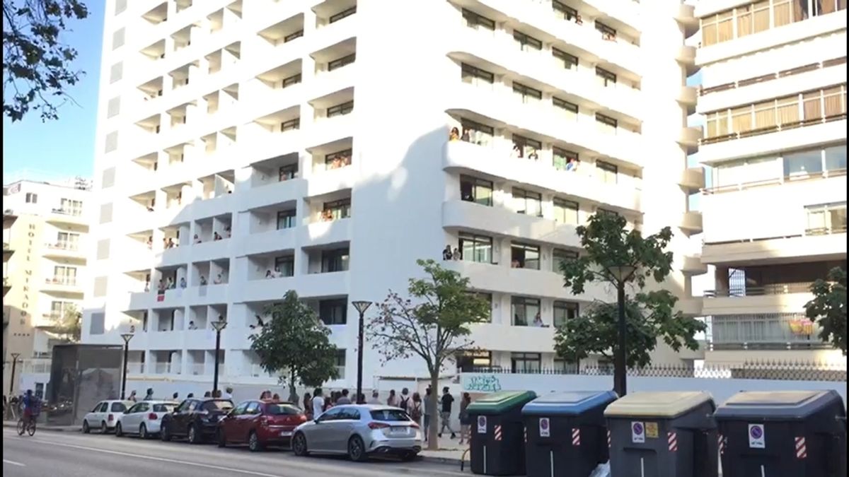 Buscan a un estudiante del hotel COVID que abandonó este martes las instalaciones Buscan a un estudiante del hotel COVID que abandonó este martes las instalaciones