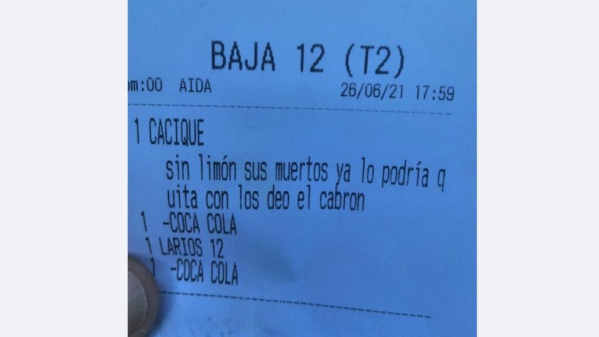 “Cacique sin limón, sus muertos…”: el comentario que se cuela en un ticket de un bar en Cádiz se hace viral