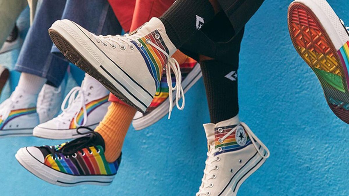 Las zapatillas 'pride' imprescindibles para el Orgullo Gay de 2021