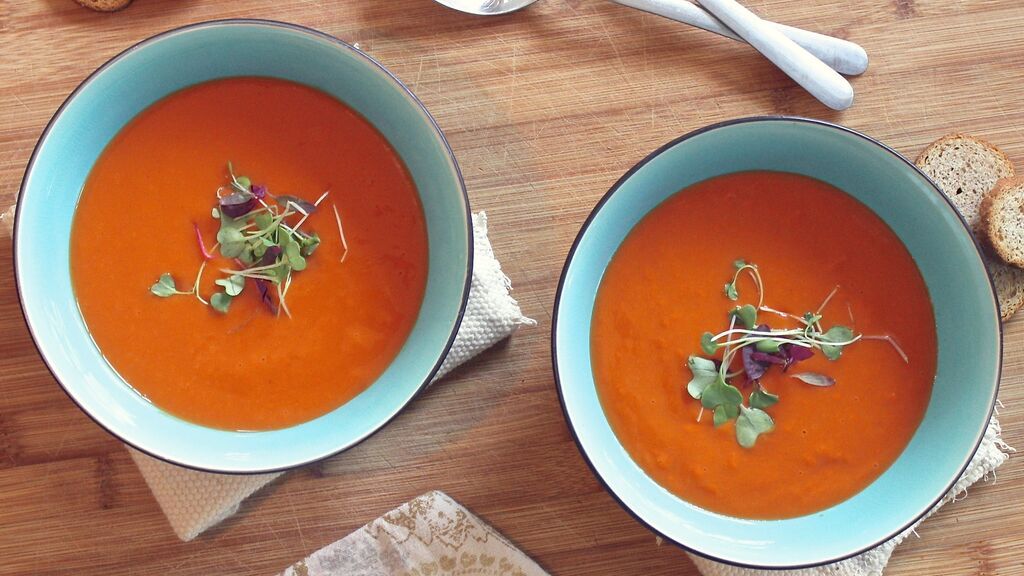 El salmorejo es ideal para servir en días calurosos.