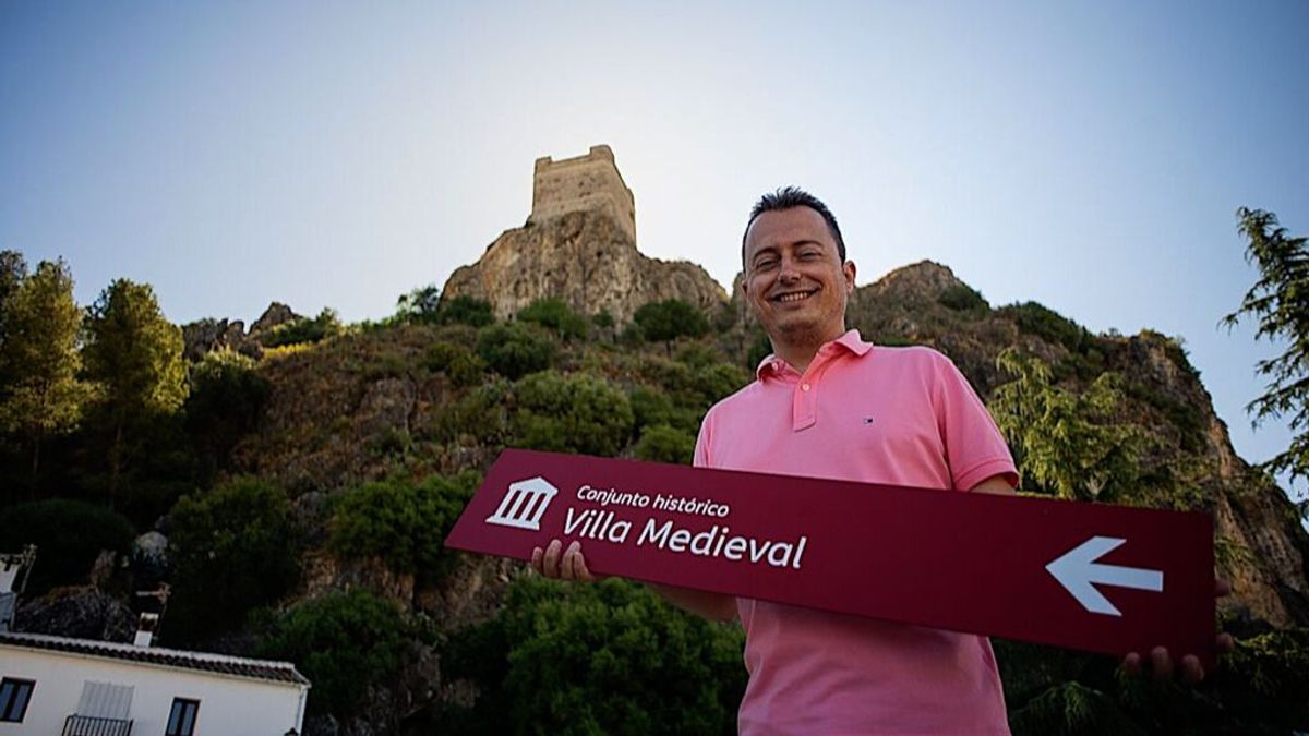 De villa medieval a villa digital: Zahara, el pueblo de Cádiz que usa los algoritmos con sus turistas