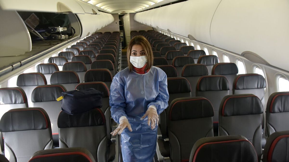 Riesgos de contagio a bordo de un avión: que pasa durante el vuelo y cuando los motores están apagados Riesgos de contagio a bordo de un avión: que pasa durante el vuelo y cuando los motores están apagados