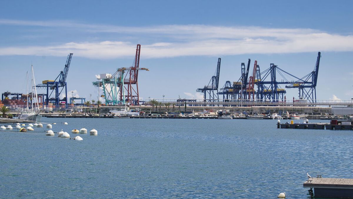 El puerto de Valencia se prepara para una subida del nivel del mar de medio metro para 2050