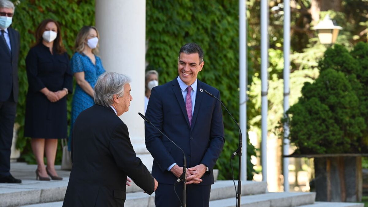 El presidente evita aclarar si promoverá un "referéndum consultivo" para Cataluña El presidente evita aclarar si promoverá un "referéndum consultivo" para Cataluña