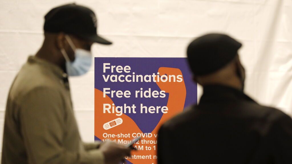 ¿Deberían ser obligatorias las vacunas contra el coronavirus? El particular caso de Estados Unidos