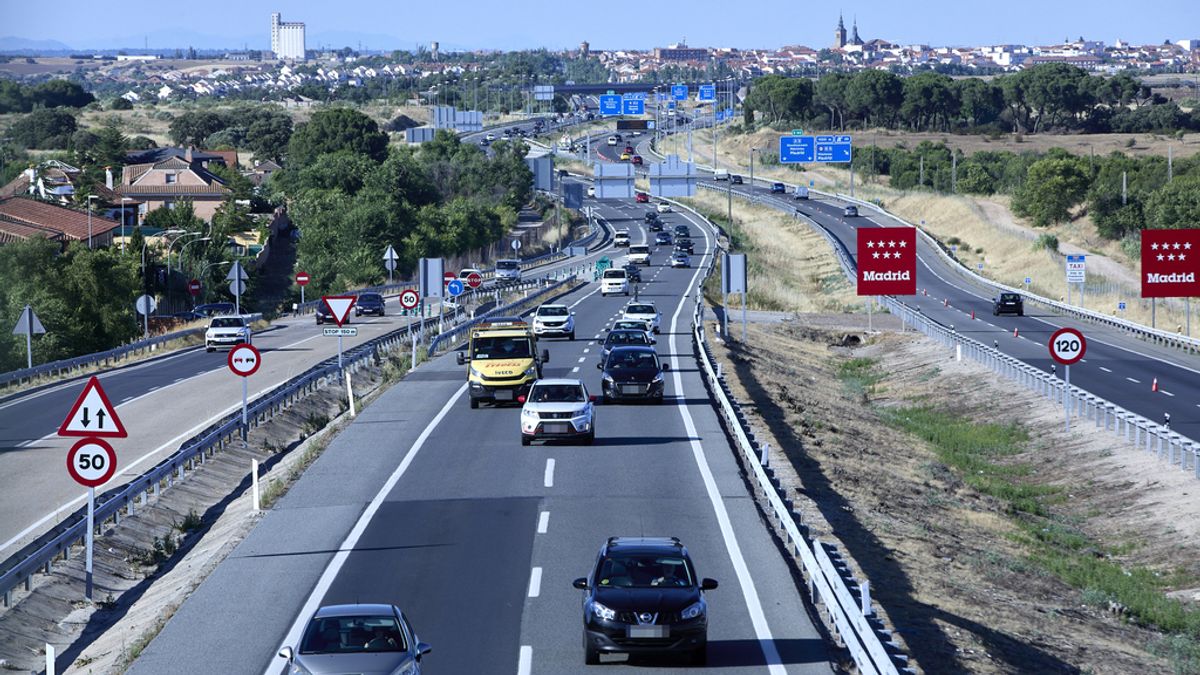 Tráfico.- Ocho fallecidos en las carreteras durante el primer fin de semana de 'Operación Salida' del verano Tráfico.- Ocho fallecidos en las carreteras durante el primer fin de semana de 'Operación Salida' del verano
