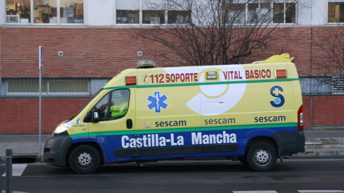 Cinco personas heridas tras una colisión entre dos furgonetas en Albacete