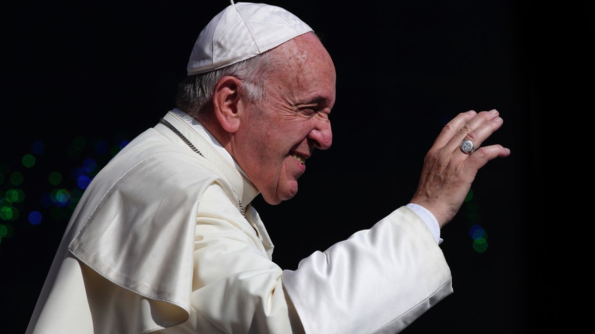 Concluye satisfactoriamente la operación quirúrgica del Papa por una estenosis diverticular sintomática del colon Concluye satisfactoriamente la operación quirúrgica del Papa por una estenosis diverticular sintomática del colon