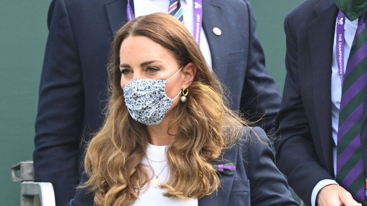 Kate Middleton, confinada por el positivo de un contacto estrecho. Kate Middleton, confinada por el positivo de un contacto estrecho.
