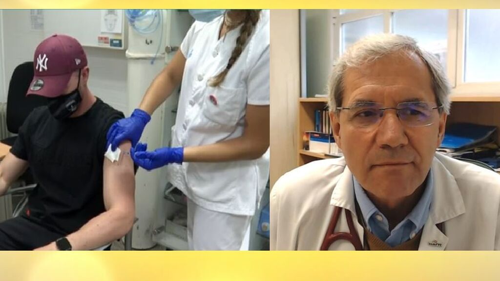 El doctor Tranche explica por qué hay que vacunar en los centros de salud