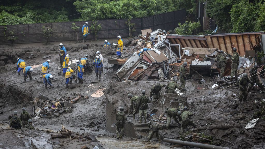 Un dron muestra el deslizamiento de tierra en Japón con más de 100 desaparecidos