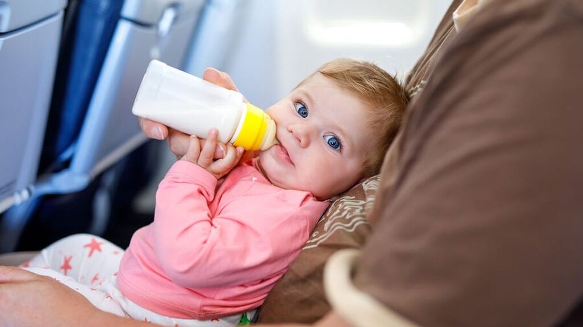 Viajar en avión con bebé: todo lo que necesitas saber