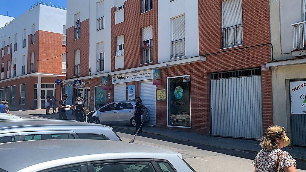 Morir en la acera: un hombre de 78 años pierde el conocimiento y atropella mortalmente a un peatón en Cádiz