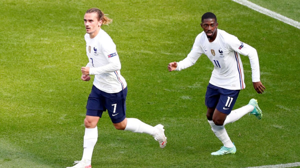 La empresa de videojuegos Konami despide a Griezmann por su vídeo con Dembélé riéndose de los japoneses La empresa de videojuegos Konami despide a Griezmann por su vídeo con Dembélé riéndose de los japoneses