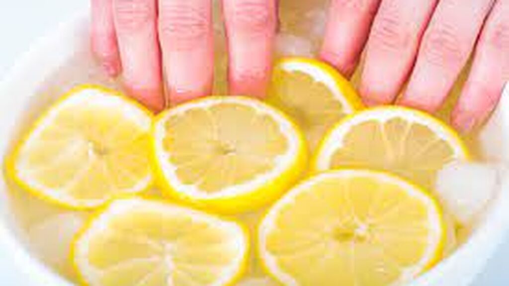 Uno de los mejores remedios naturales es el limón.