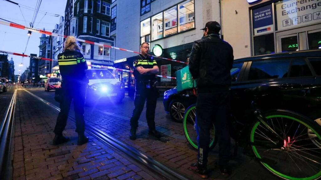 Tiroteado un periodista holandés en Ámsterdam: En estado muy grave