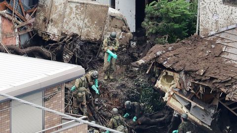 Alegre Capitán Brie Productividad Inundaciones y deslizamientos de tierra morales en Japón - informativos  Telecinco