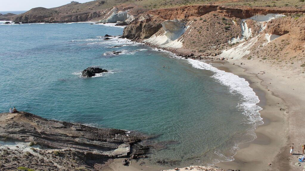 Cala_Rajá_-_panoramio