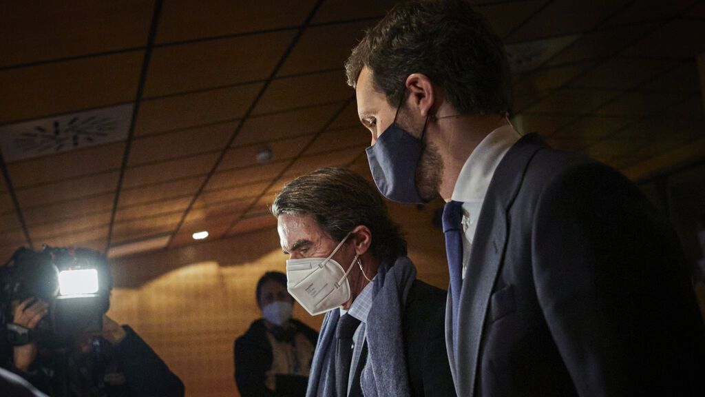 Casado imita ahora a Aznar para rechazar la recomendación de Garzón de prohibir comer carne