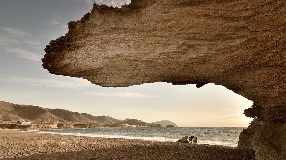 Playa_de_los_Escullos Playa_de_los_Escullos