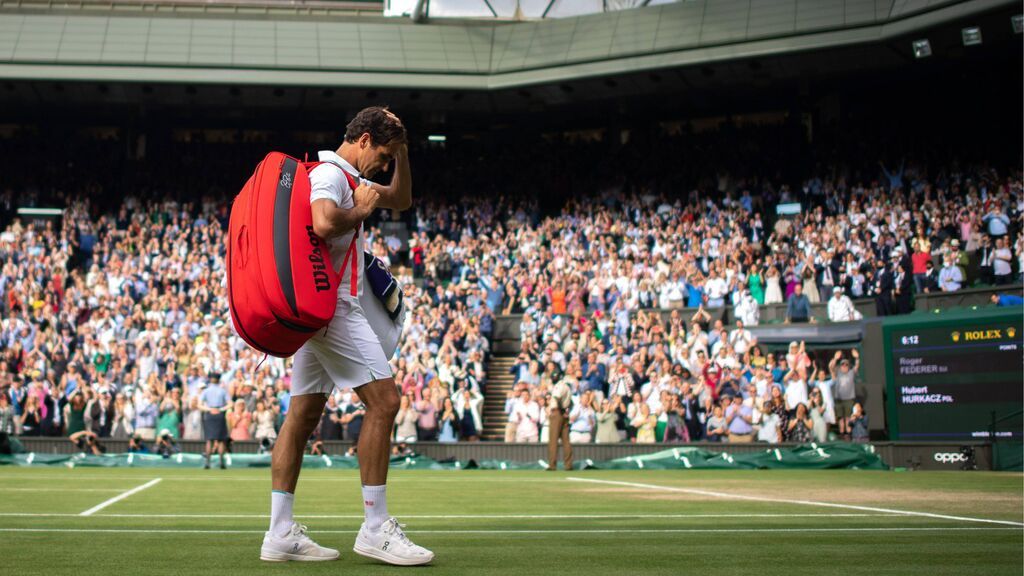 Ovación cerrada para Roger Federer tras caer eliminado en Wimbledon
