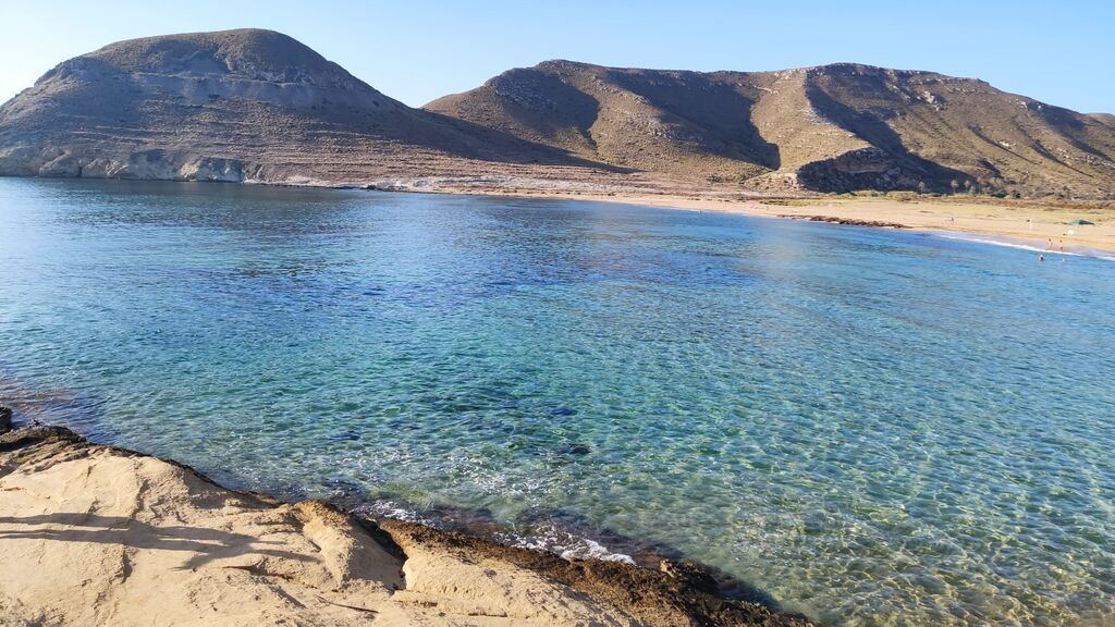 El_playazo_de_Rodalquilar_en_el_Cabo_de_Gata_(Almería,_Spain)