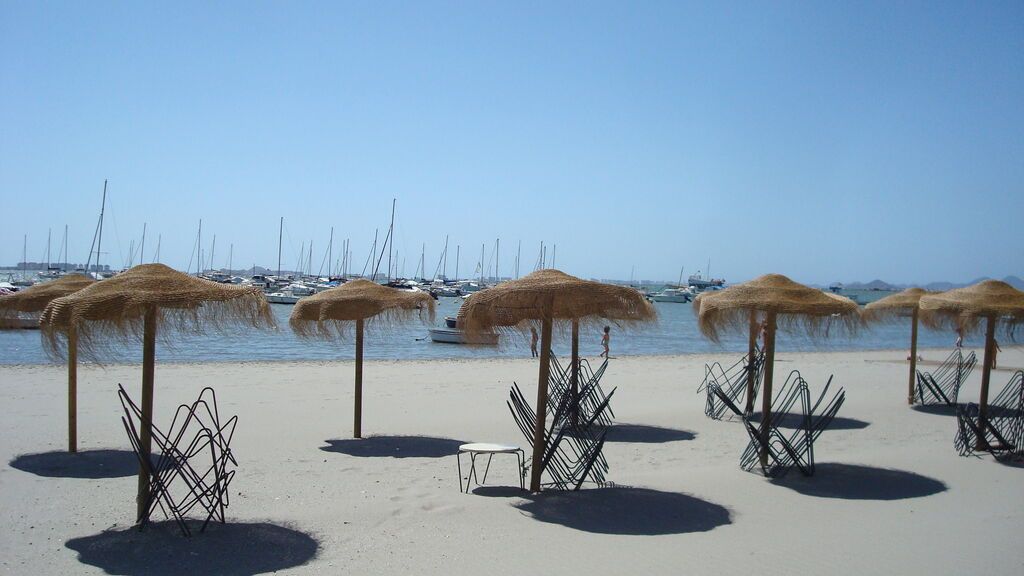 Playa Santiago de la Ribera.