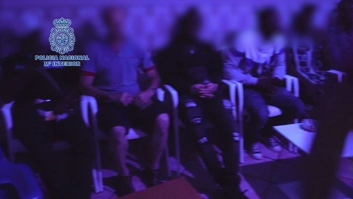 Liberadas dos víctimas y 22 detenidos de un grupo dedicado a la trata y explotación sexual en Almería y Marbella Liberadas dos víctimas y 22 detenidos de un grupo dedicado a la trata y explotación sexual en Almería y Marbella