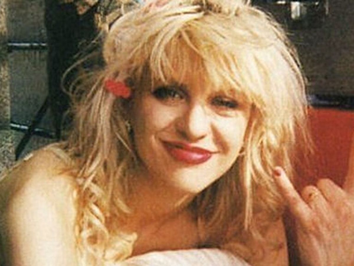 Los últimos enfados de Courtney Love: la lista de sus enemigos recientes -  Uppers