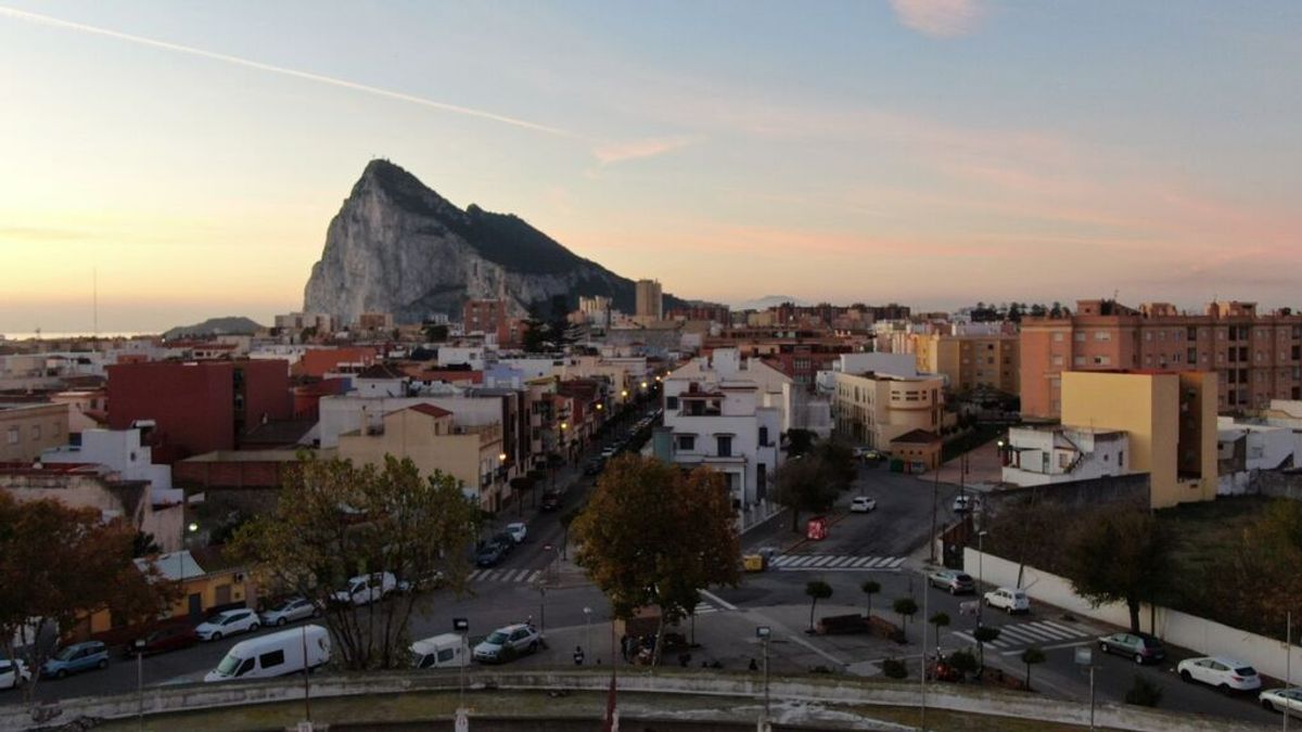 La Línea aprueba su particular 'procés', la consulta popular para ser ciudad autónoma La Línea aprueba su particular 'procés', la consulta popular para ser ciudad autónoma