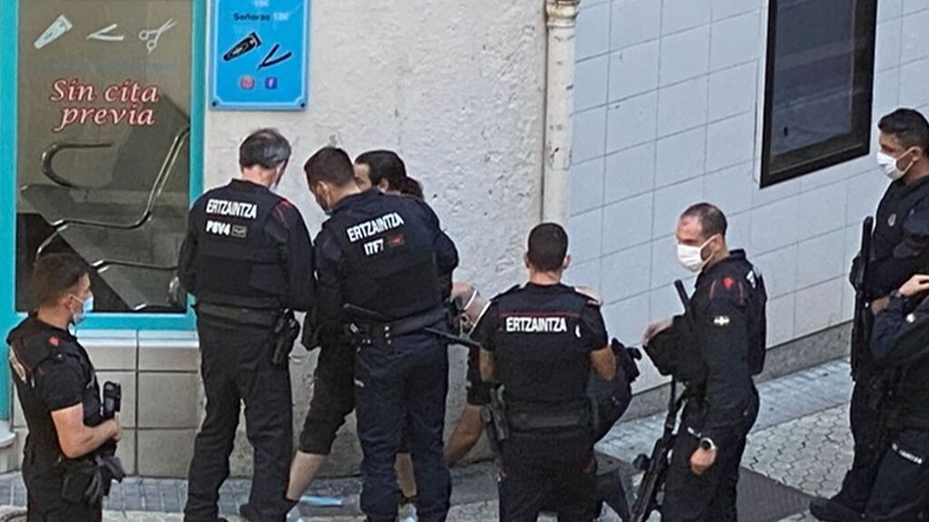 La Policía vasca detiene al sospechoso de matar a una mujer en Murchante en una peluquería