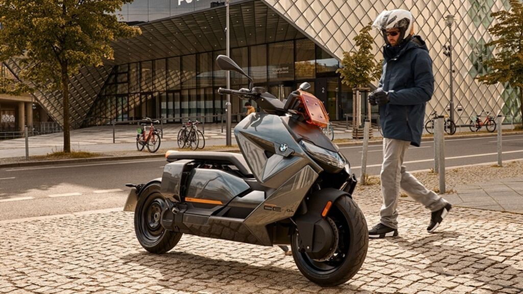 El BMW CE 04 presenta uno de los diseños más innovadores de los últimos años