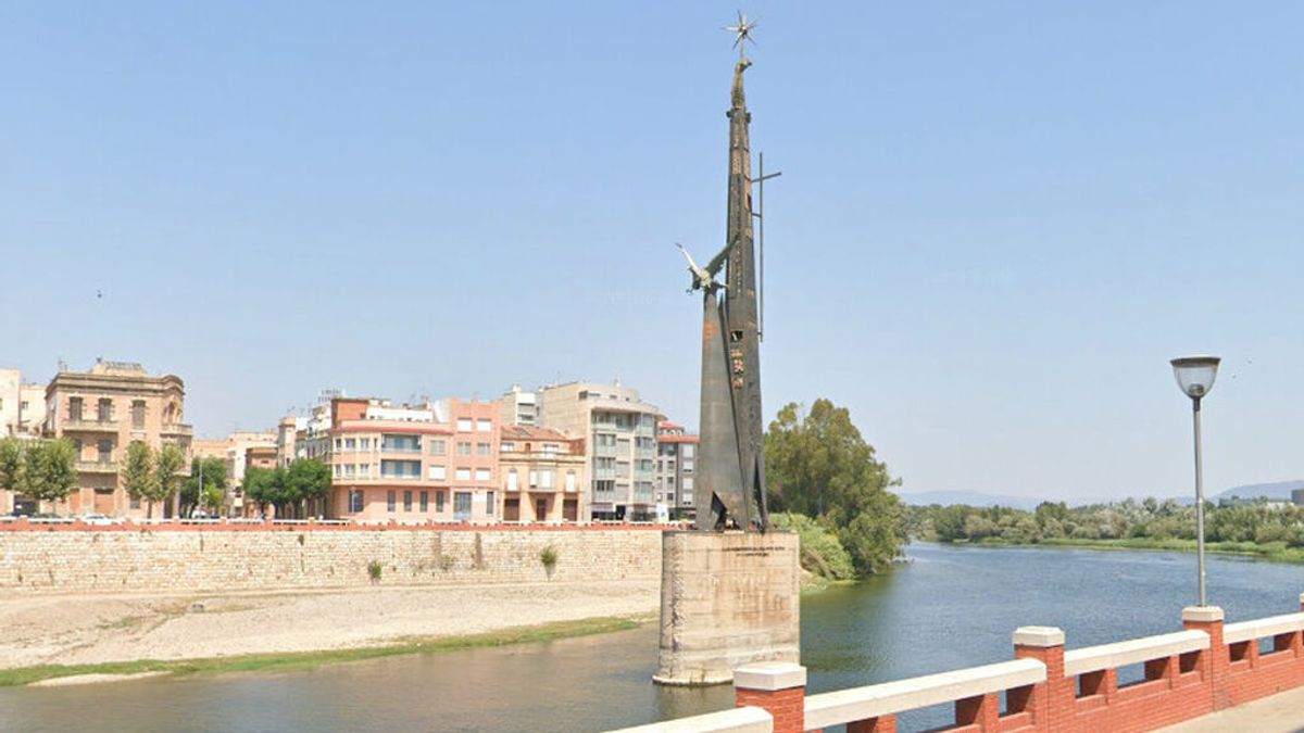 La Justicia mantiene el monumento franquista de la batalla del Ebro, en Tortosa