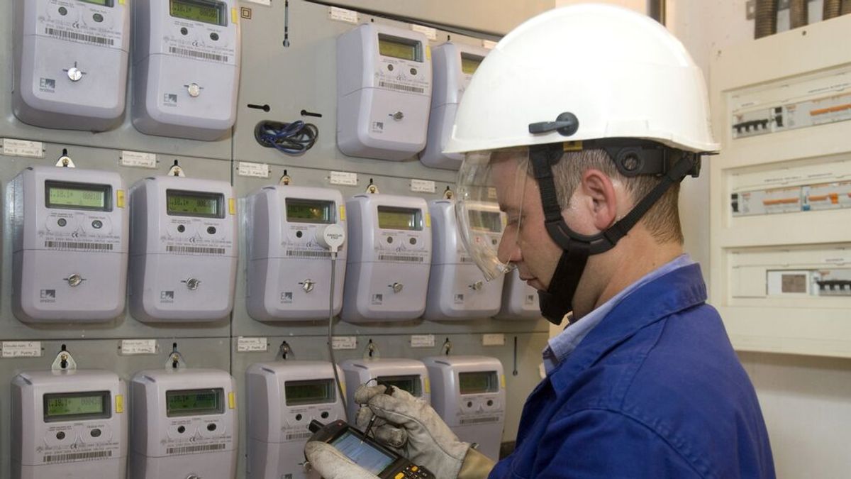 El precio de la luz batirá mañana su récord histórico para un domingo impulsado por la ola de calor El precio de la luz batirá mañana su récord histórico para un domingo impulsado por la ola de calor