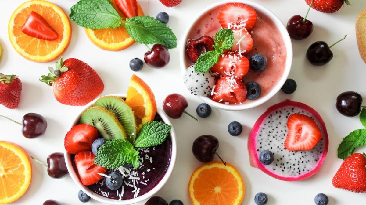 Cinco platos con fruta para disfrutar este verano