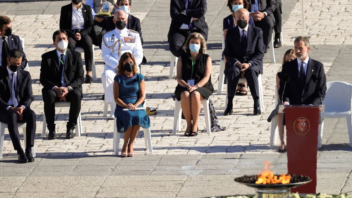 Tristeza y esperanza en el homenaje de Estado a los sanitarios fallecidos por la pandemia Tristeza y esperanza en el homenaje de Estado a los sanitarios fallecidos por la pandemia