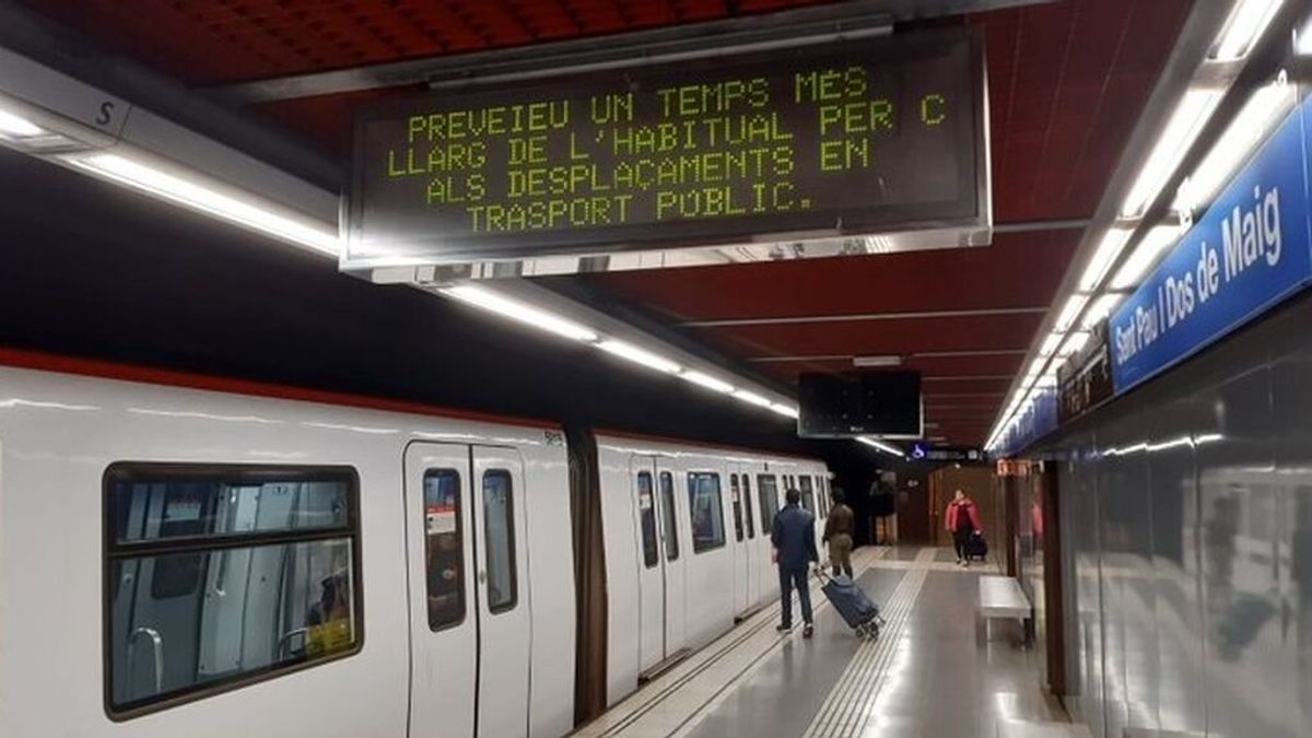 El metro de Barcelona cerrará a las 2 de la madrugada a partir de este sábado El metro de Barcelona cerrará a las 2 de la madrugada a partir de este sábado
