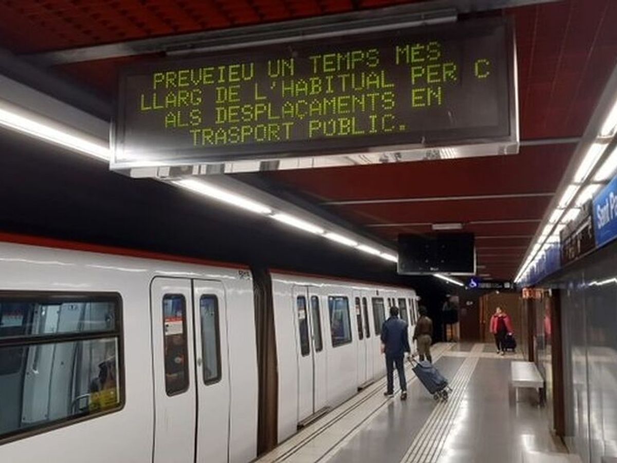 Horario del Metro de Barcelona en fin de semana - NIUS