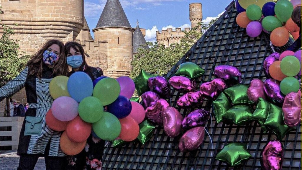 210714 globos2