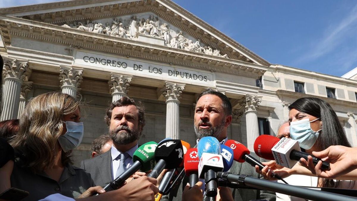 Tras tumbar el estado de alarma, Abascal exige elecciones , la anulación de todas las multas e indemnizaciones Tras tumbar el estado de alarma, Abascal exige elecciones , la anulación de todas las multas e indemnizaciones