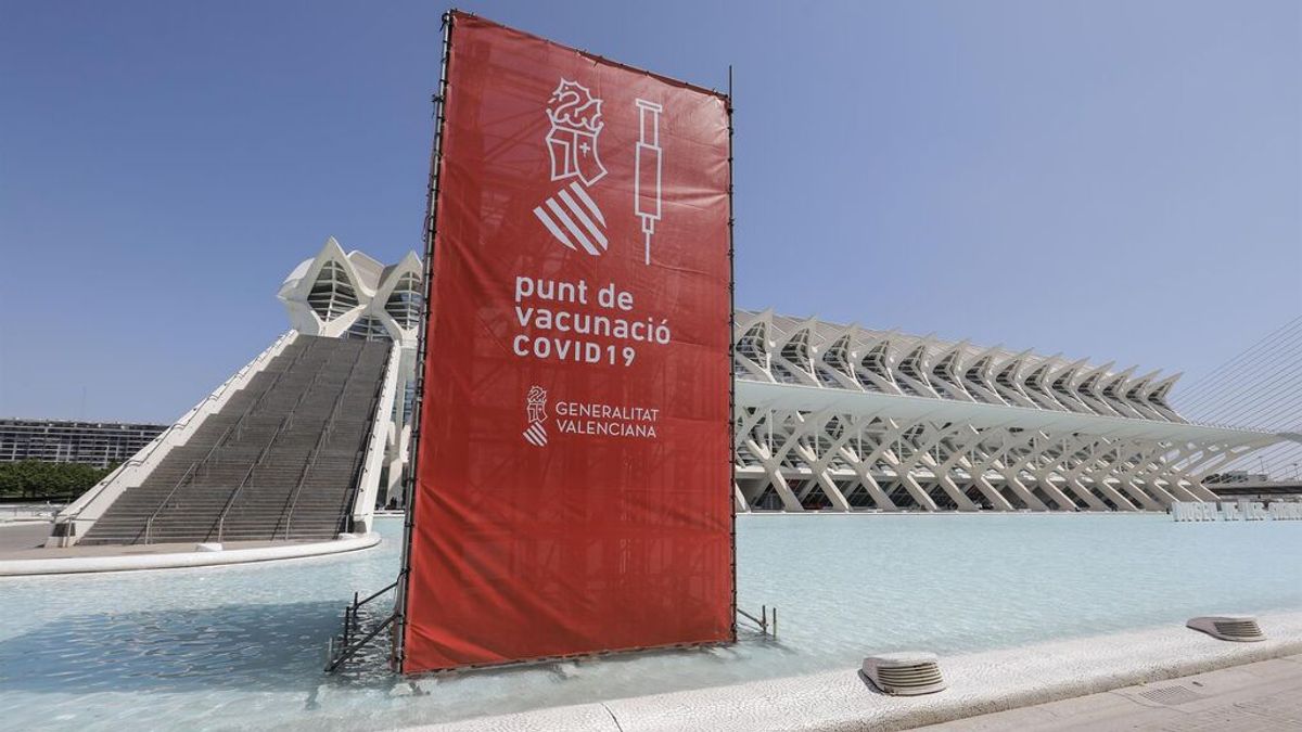 La Comunidad Valenciana continua sumando nuevos picos de contagios con 2.534 casos más La Comunidad Valenciana continua sumando nuevos picos de contagios con 2.534 casos más