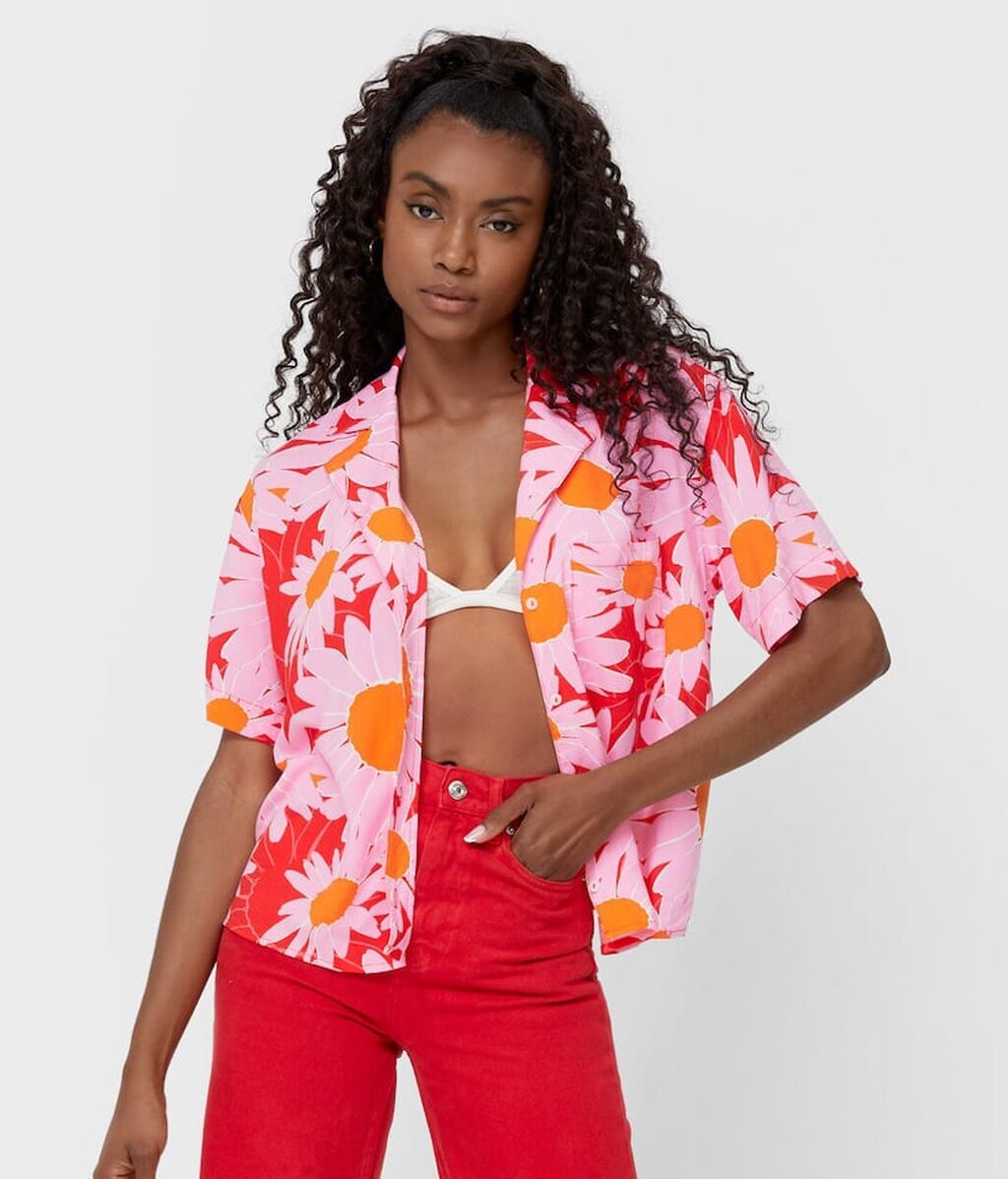 CAMISA-FLORES-GRANDES-STRADIVARIUS