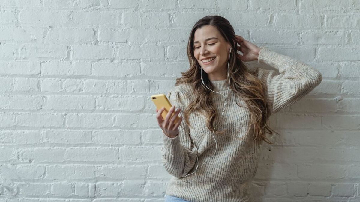 Mida y entrene su felicidad con las ‘apps’ de su móvil avaladas por la ciencia Mida y entrene su felicidad con las ‘apps’ de su móvil avaladas por la ciencia