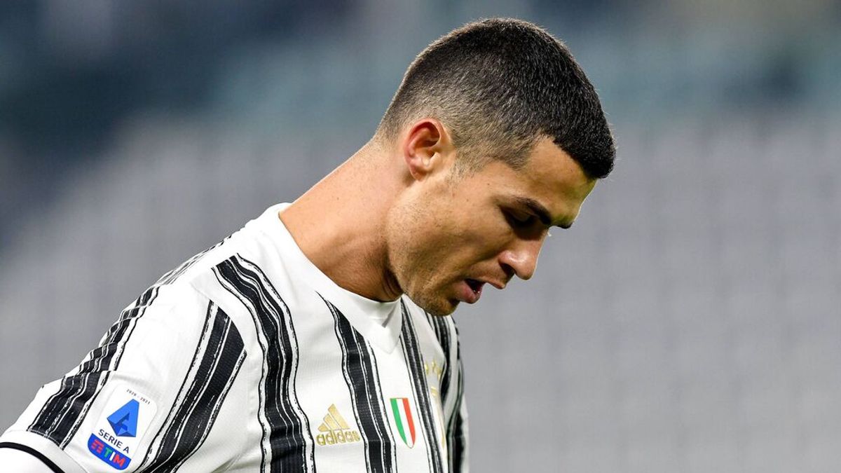Cristiano Ronaldo renovará con la Juventus: tendrá que rebajarse el sueldo para seguir Cristiano Ronaldo renovará con la Juventus: tendrá que rebajarse el sueldo para seguir