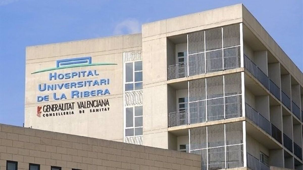 Dos bebés, ingresados por Covid en el Hospital de Alzira en Valencia Dos bebés, ingresados por Covid en el Hospital de Alzira en Valencia