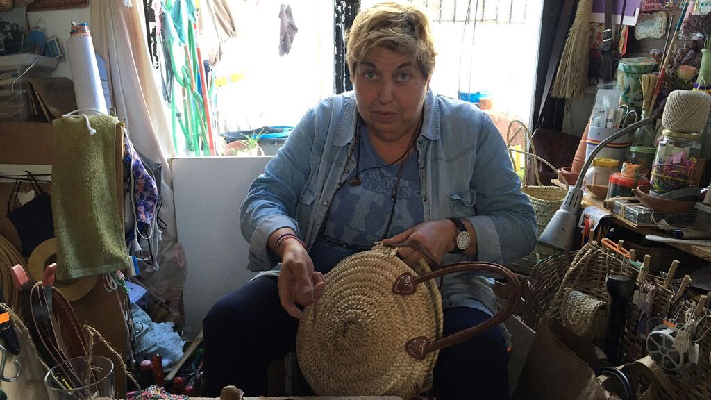 Juani Marchán, la cestera de Véjer: "hace 20 años la cestería tradicional no tenía ningún valor"