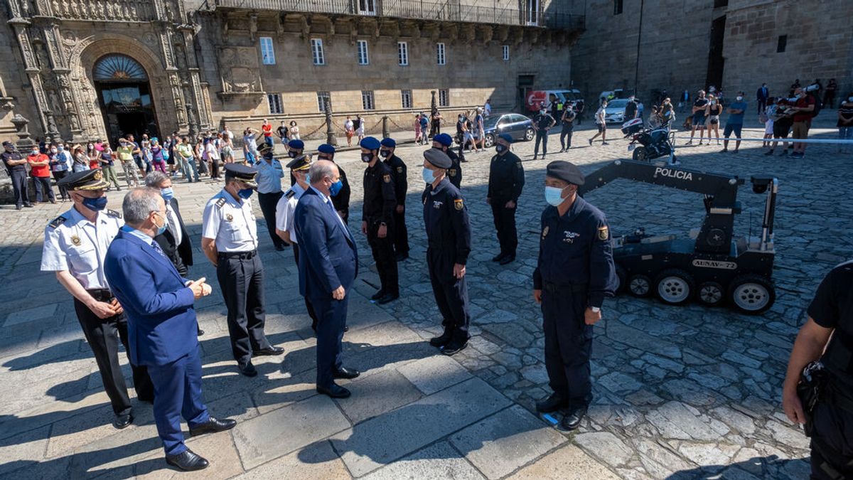 Los peregrinos del Camino de Santiago podrán sellar las credenciales en las comisarías de Policía Los peregrinos del Camino de Santiago podrán sellar las credenciales en las comisarías de Policía