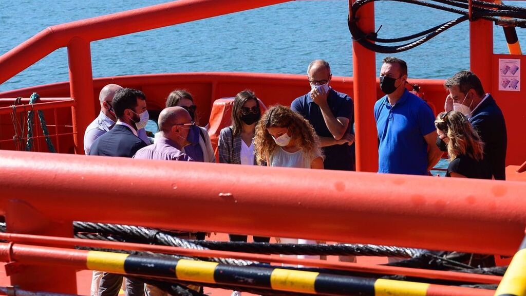 Salvamento mantiene la búsqueda del tripulante del 'Maremi' y evalúa la incorporación de un dron submarino Salvamento mantiene la búsqueda del tripulante del 'Maremi' y evalúa la incorporación de un dron submarino